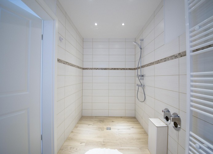 befahrbare Dusche